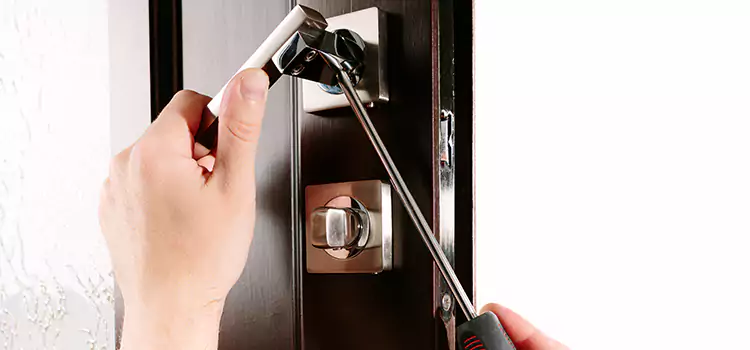 Door Lock Replacement Service Forest Park