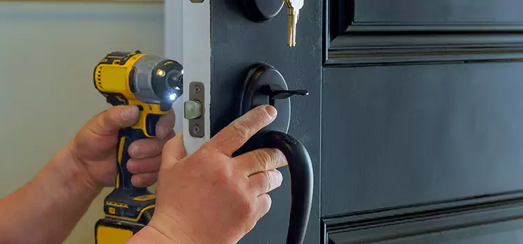 Locksmith Emergency Service Forest Park